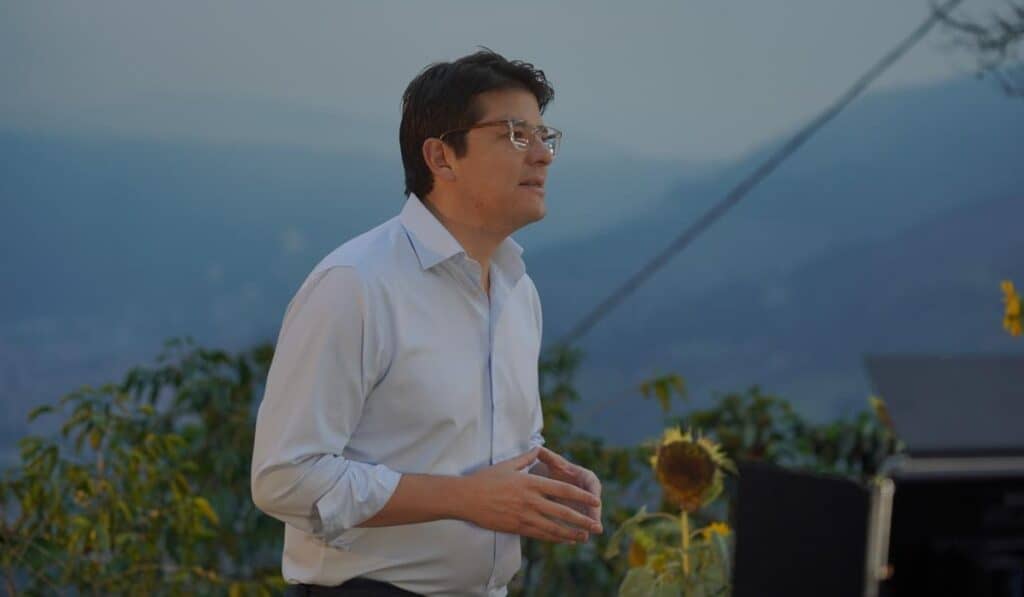 Miguel-Uribe-aspirara-a-ser-presidente-de-Colombia-en-2026-1024x597