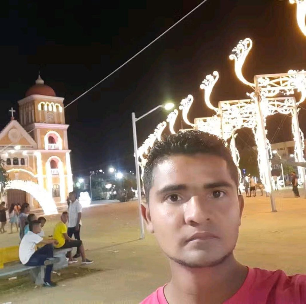 Imagen de WhatsApp 2025-09-23 a las 21.27.16_3e205e76